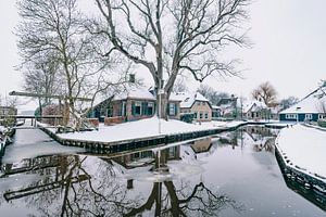 Winter in Dwarsgracht bij Giethoorn met de beroemde kanalen van Sjoerd van der Wal Fotografie
