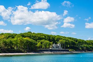 Blick auf das Waldschlößchen an der Ostseeküste in Heiligendamm