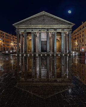 Pantheon in the rain by Dennis Donders
