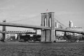 Brooklyn, Bridge, York, Amerika, (ZwartWit, incl., gekleurde, vlag), wanddecoratie, kunstfotografie van Be More Outdoor