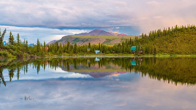 Lac dans le parc national de Wrangell-St. Elias par Denis Feiner