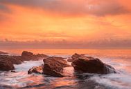 Een prachtige zonsopkomst aan de oost kust van Taiwan van Jos Pannekoek thumbnail