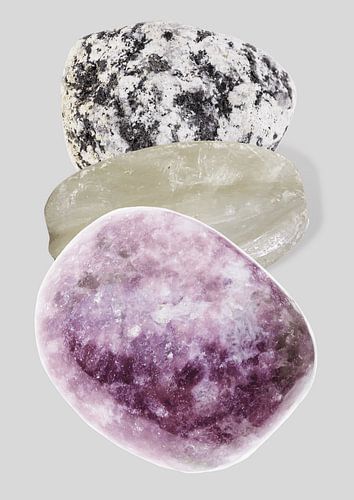 Collage de pierres précieuses