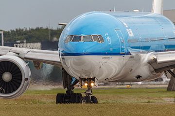 KLM Boeing 777-200 passagiersvliegtuig.