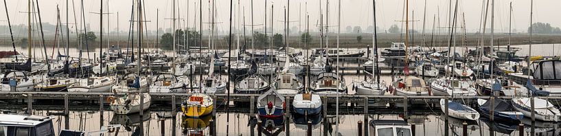 Harbour of Lithoijen, The Netherlands par Wouter Bos