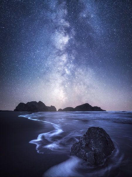 Een sterrennacht aan de kust van Oregon van Daniel Gastager