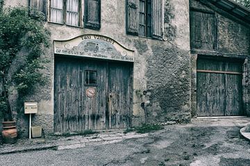 Provence, Castellane garage oude taxibedrijf van Rene du Chatenier