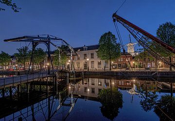 schiedam reflectie lange haven avondfotografie oude stad zuid holland van Marco van de Meeberg