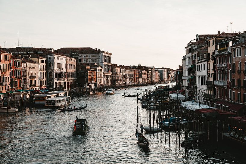 Venice by Hello Pompoyo