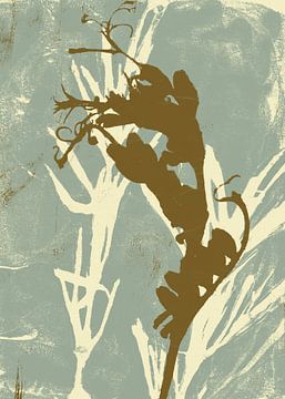 Abstract botanisch. Bloemen in wit en goud op salie. van Dina Dankers