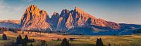 Panoramic photo of a sunset in Alpe di Siusi