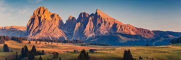 Panoramic photo of a sunset in Alpe di Siusi by Henk Meijer Photography