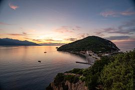 Sunset on Elba with a view of the sea & by boat by Leo Schindzielorz