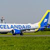 Avion de ligne Boeing 737 MAX 8 d'Icelandair. sur Jaap van den Berg