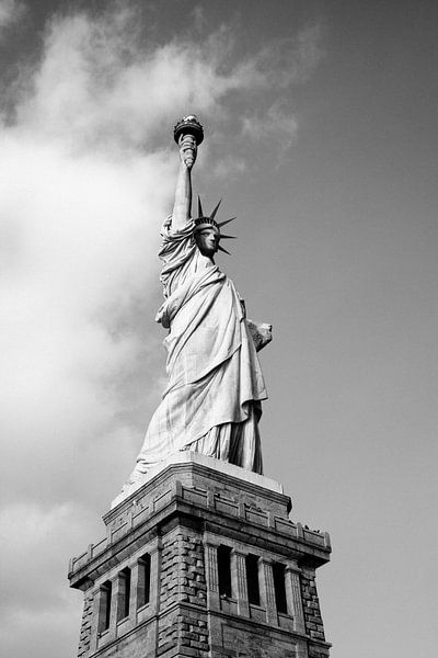 Statue of Liberty by Hello Pompoyo