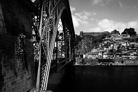 Ponte Luís I by Marloes van Mourik