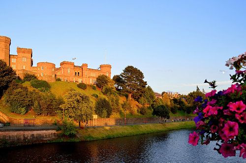 Zonsondergang op Inverness Castle