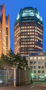 Muzentoren in Den Haag centrum bij avond