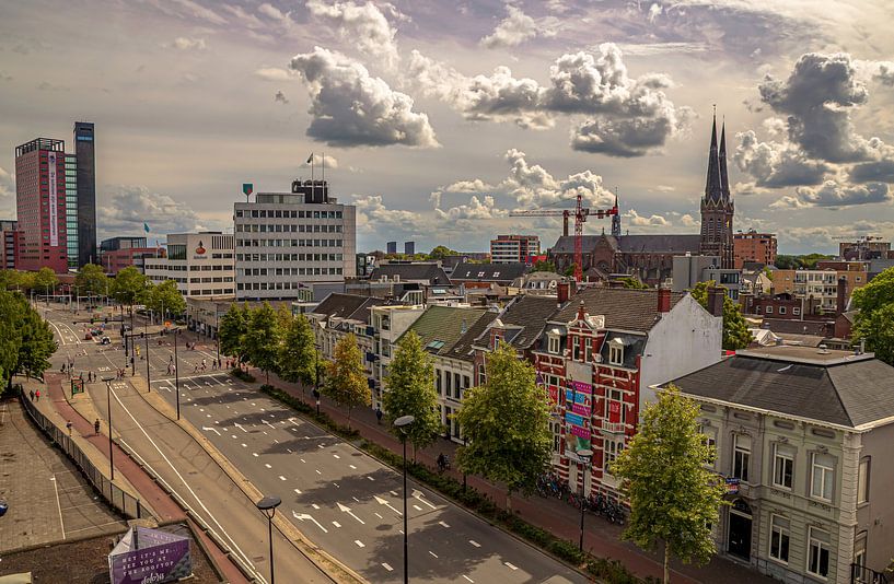 Skyline Tilburg von der Spoorlaan aus von Freddie de Roeck