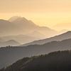 Prachtige gelaagdheid van de Oostenrijkse alpen - 3 van Sander Grefte