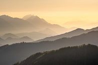 Prachtige gelaagdheid van de Oostenrijkse alpen - 3 van Sander Grefte thumbnail