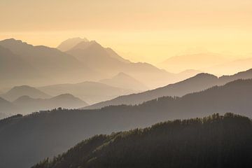 Beautiful layering of the Austrian alps - 3 by Sander Grefte
