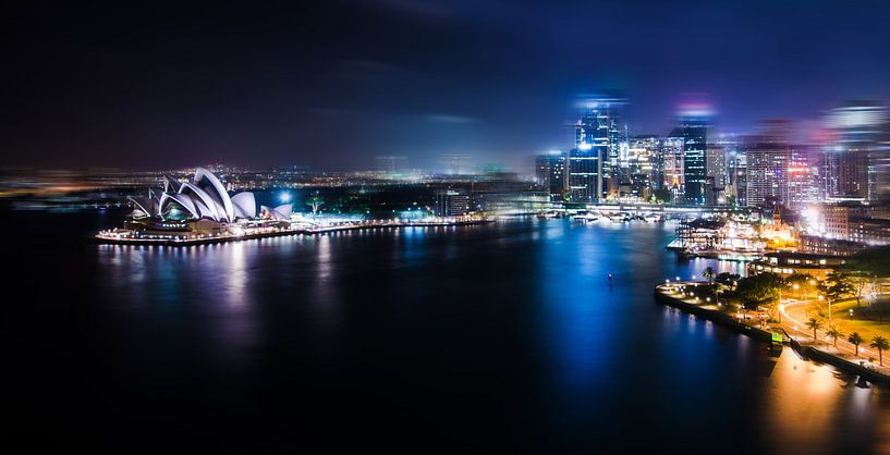 Sydney Cove in motion van RB-Photography