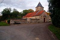 kerkje Chaugey in avondlicht