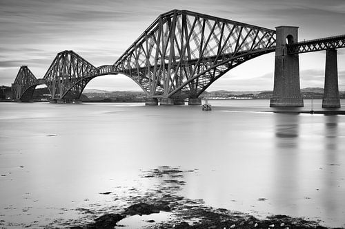 Quatrième pont ferroviaire d'Édimbourg, Écosse sur Jan van der Vlies