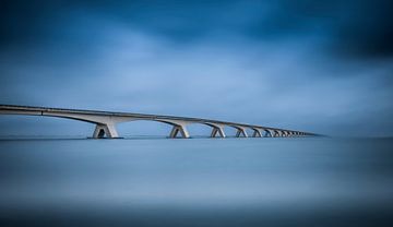 Die Zeeland-Brücke von Peter Bijsterveld