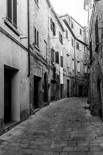Street photography in Volterra (Tuscany, Italy) in black and white