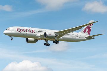 Een Boeing 787 Dreamliner van Qatar Airways van KC Photography