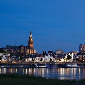 Nijmegen, Waalkade, stadsgezicht von Roland Smanski