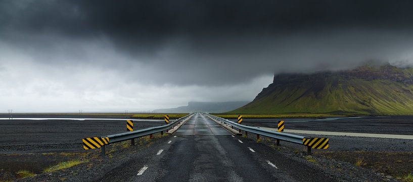 The ringroad by Steven Driesen