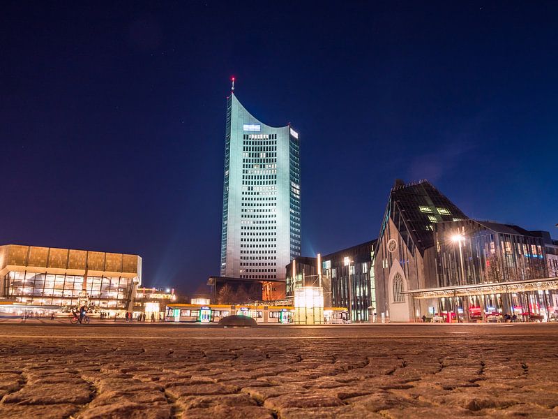 Augustusplatz in Leipzig bei Nacht von Animaflora PicsStock