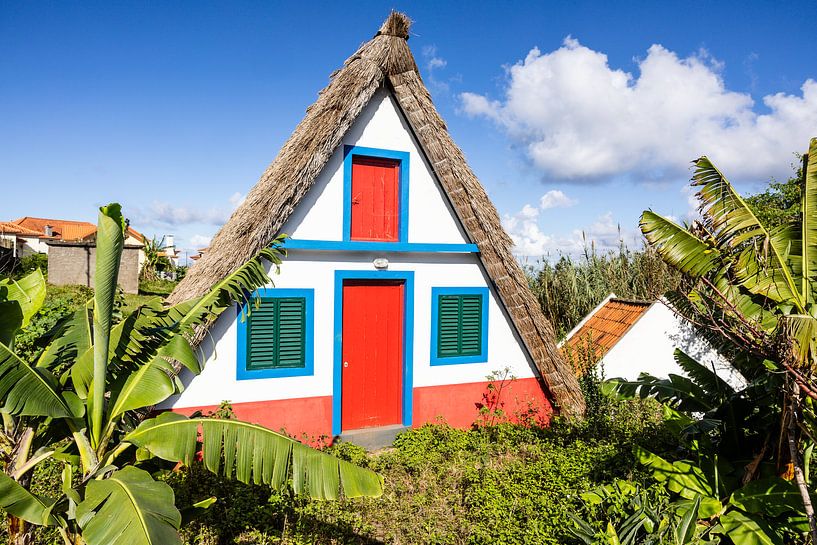 Le cottage Santana à Madère, mais pas la version touristique. par Eric van Nieuwland