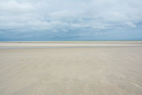 Uitwaaien op het  strand