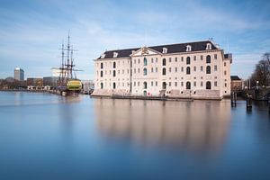 Shipping museum Amsterdam by Ilya Korzelius