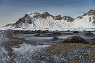 Vestrahorn in de winter van Anita Loos thumbnail