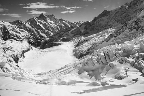 Fiescher glacier with Schreckhorn and Lauteraarhorn