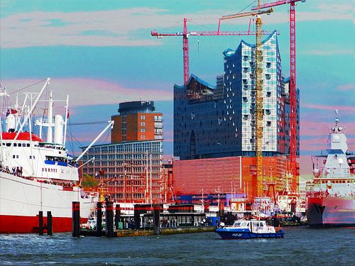 Hafenskyliine  mit Sonnenuntergang