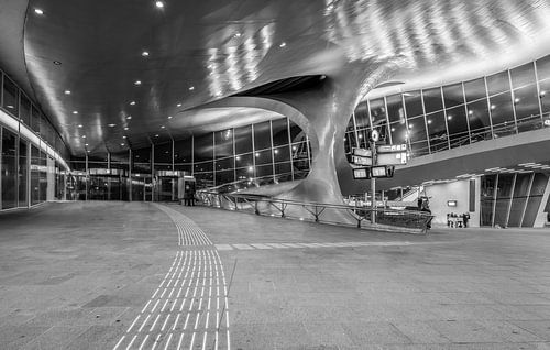 Moderne architectuur in Centraal Station Arnhem
