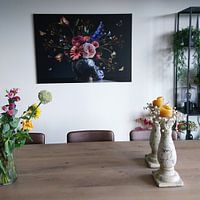 Photo de nos clients: Nature morte de la Fleur de Beauté Royale par Sander Van Laar, sur toile