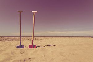 Schaufeln am Strand