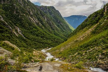 Berglandschap Noorwegen van Remco de Zwijger