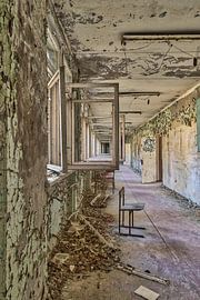 Tjernobyl lost school by Sander Laurey