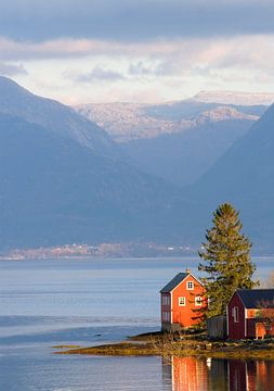 Norway by Paul Jespers