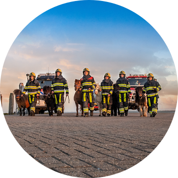 Only the fearless become firefighters van Eilandkarakters Ameland