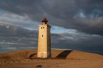 Phare Rubjerg Knude Fyr sur les falaises danoises sur Karsten Rahn