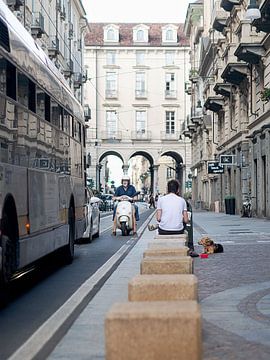 Op de scooter door het Italiaanse verkeer van Marcella van Tol